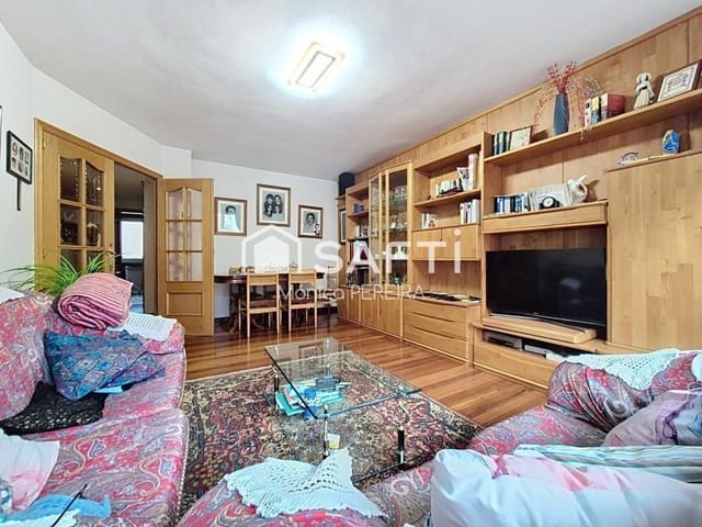 10 soveværelse Villa til salg i León by med garage - € 427.500 (Ref: 9595883)