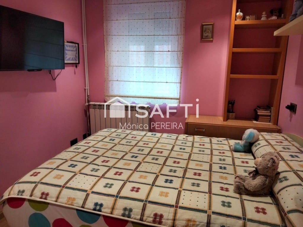 2 soverom Rekkehus til salgs i Leon by - € 185 000 (Ref: 9595884)