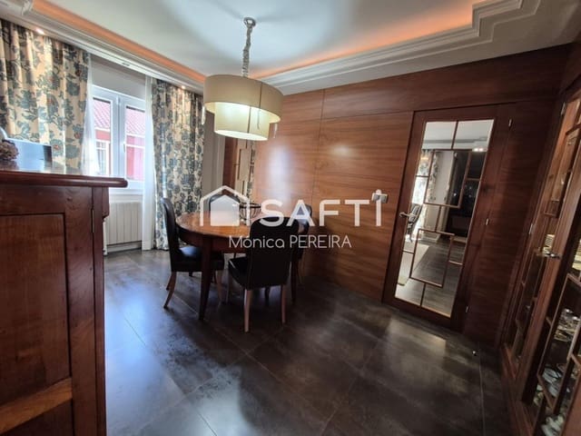 4 sovrum Villa till salu i Nigrán med garage - 730 000 € (Ref: 9595885)