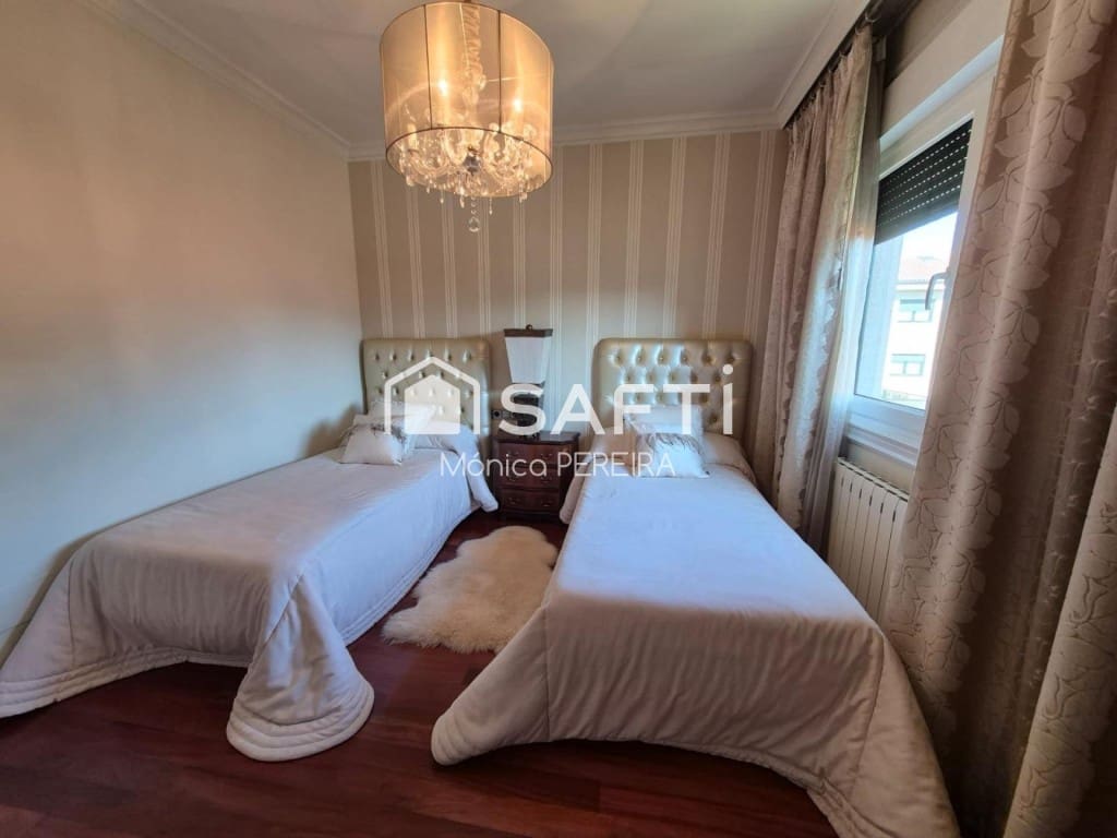 4 chambre Villa/Maison à vendre à Nigran avec garage - 780 000 € (Ref: 9595885)