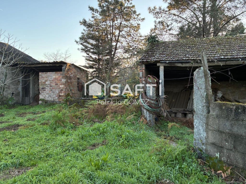 3 bedroom Finca/Country House for sale in Vilanova de Arousa - € 400,000 (Ref: 9595899)