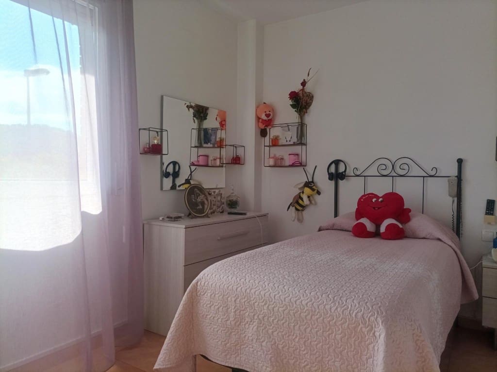 3 bedroom Apartment for sale in Sant Celoni - € 243,000 (Ref: 9595900)