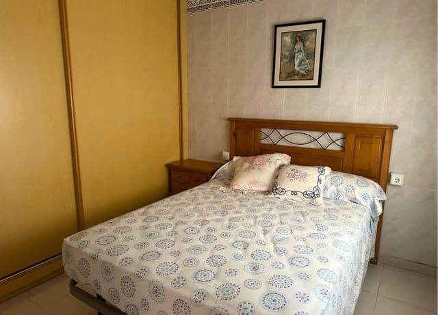 4 quarto Moradia em Banda para venda em Centro, Los Alcázares - 128 900 € (Ref: 9595902)
