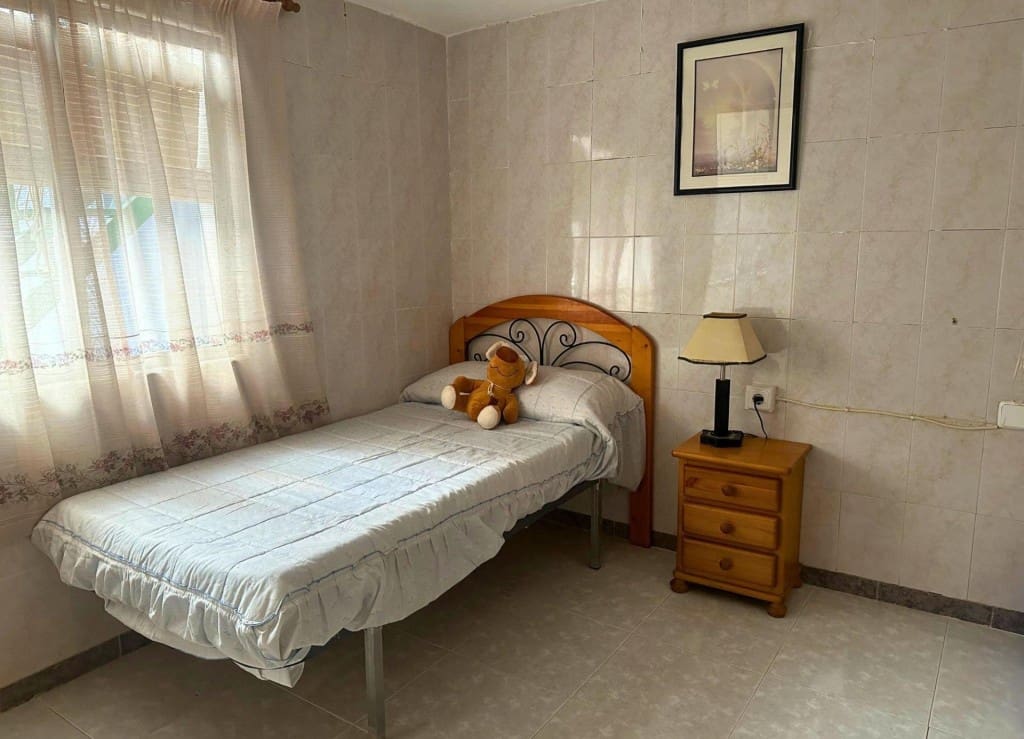 4 quarto Moradia em Banda para venda em Los Alcazares - 128 900 € (Ref: 9595902)