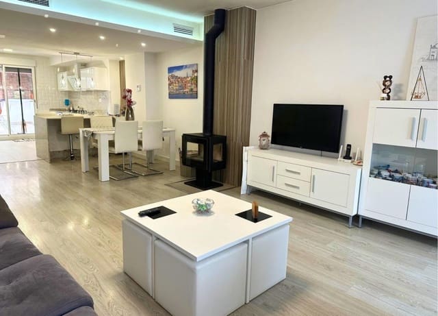 4 soveværelse Villa til salg i Centro, Los Alcázares - € 250.000 (Ref: 9595904)