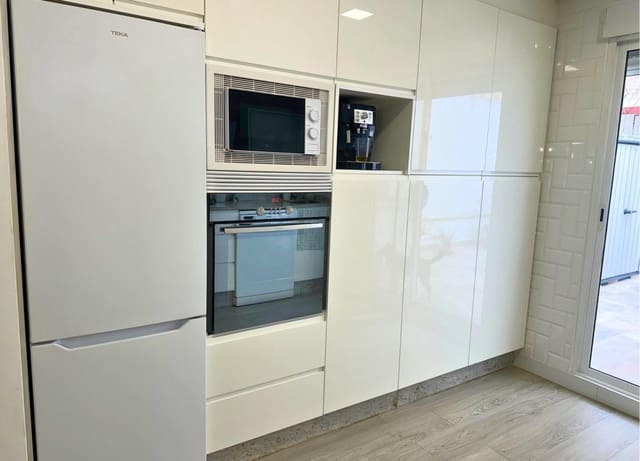 4 soveværelse Villa til salg i Centro, Los Alcázares - € 250.000 (Ref: 9595904)