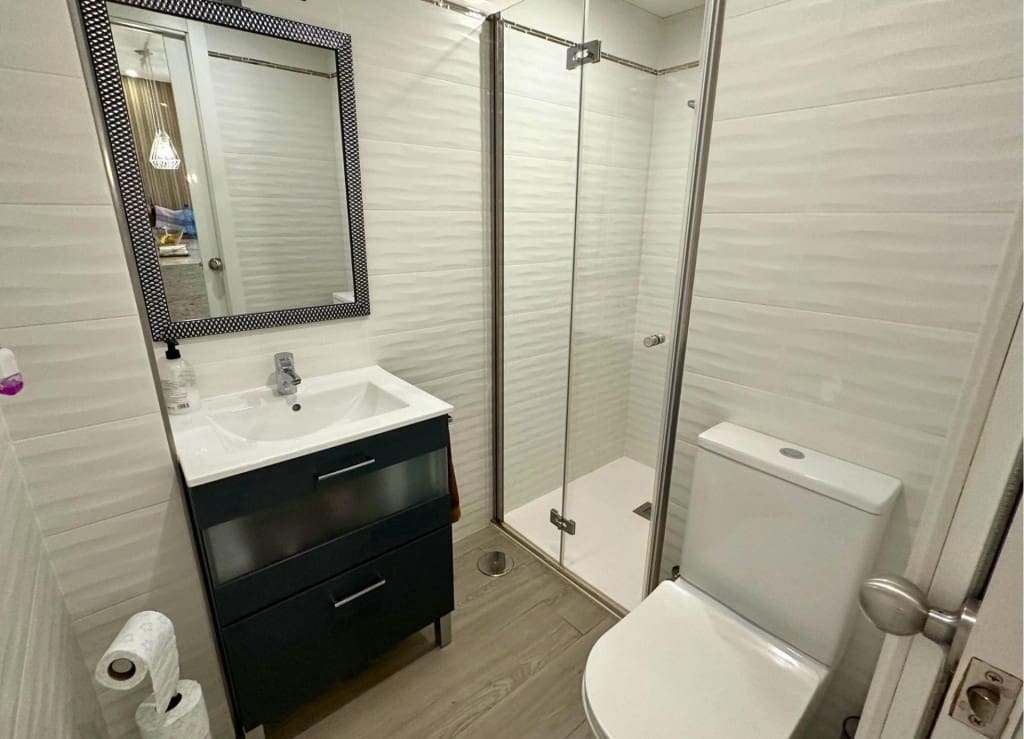 4 soveværelse Villa til salg i Los Alcazares - € 250.000 (Ref: 9595904)