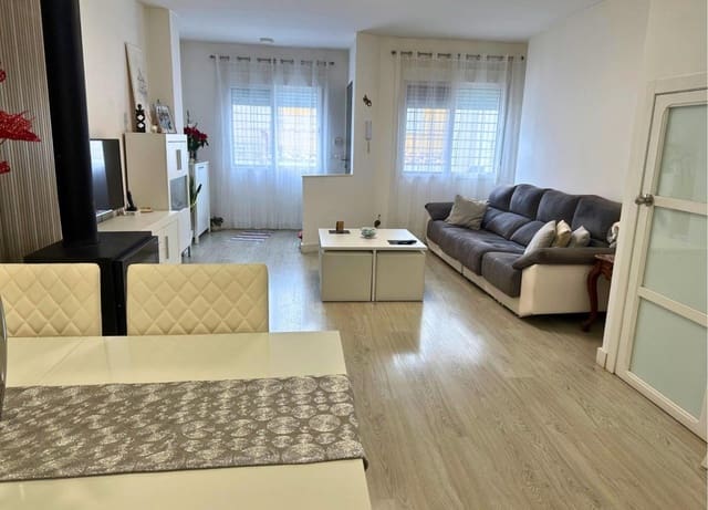 4 soveværelse Villa til salg i Centro, Los Alcázares - € 250.000 (Ref: 9595904)