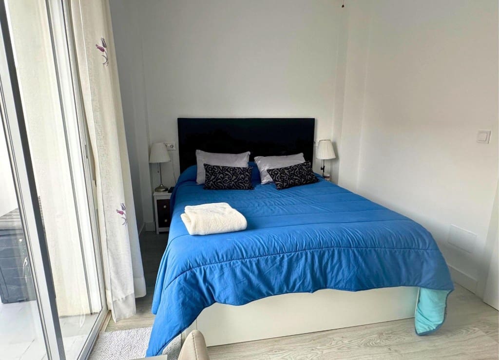 4 soveværelse Villa til salg i Los Alcazares - € 250.000 (Ref: 9595904)