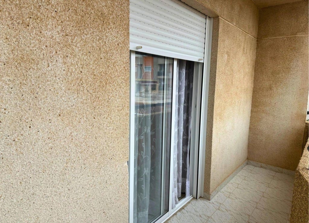 4 soveværelse Villa til salg i Los Alcazares - € 250.000 (Ref: 9595904)