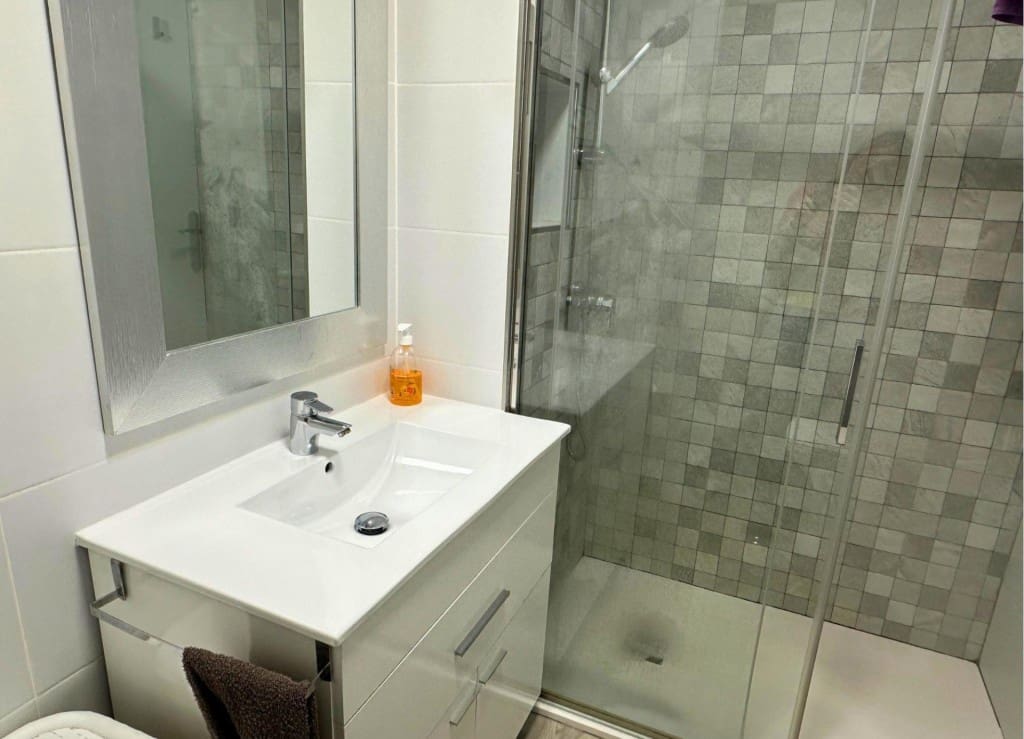 4 soveværelse Villa til salg i Los Alcazares - € 250.000 (Ref: 9595904)