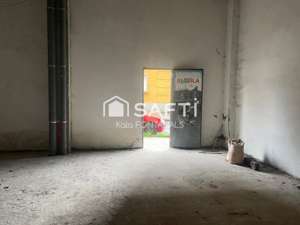 Erhverv til salg i Pontevedra by - € 119.000 (Ref: 9595908)