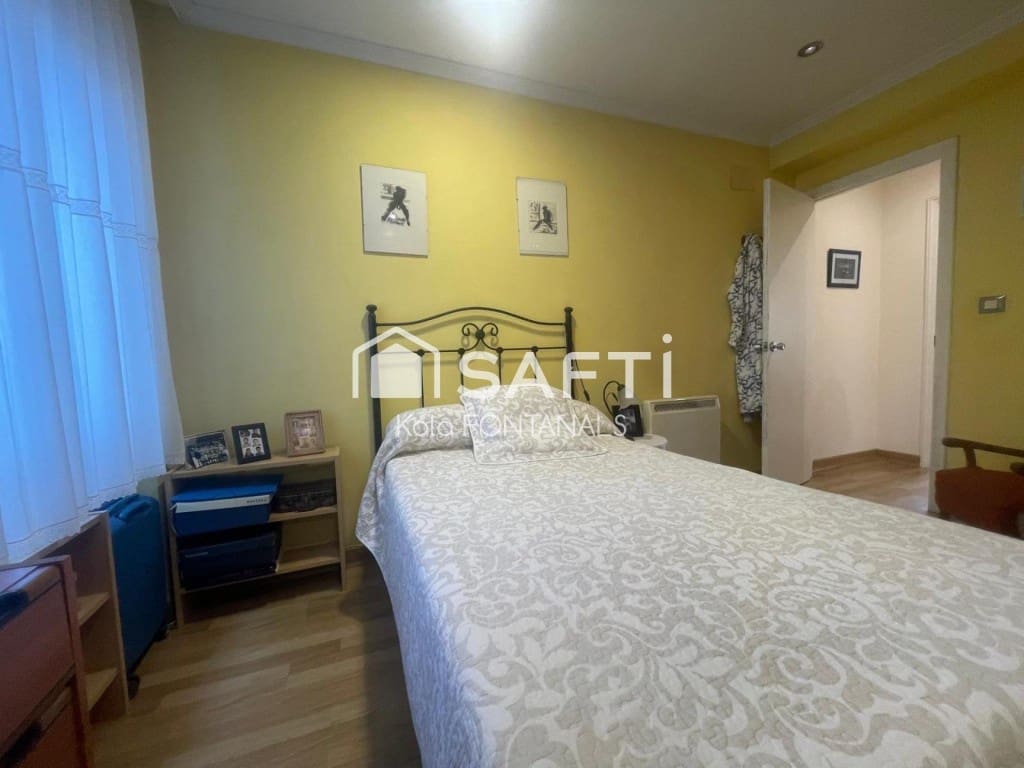 3 makuuhuone Kattohuoneisto myytävänä paikassa Pontevedra kaupunki mukana 
autotalli - 415 000 € (Ref: 9595910)