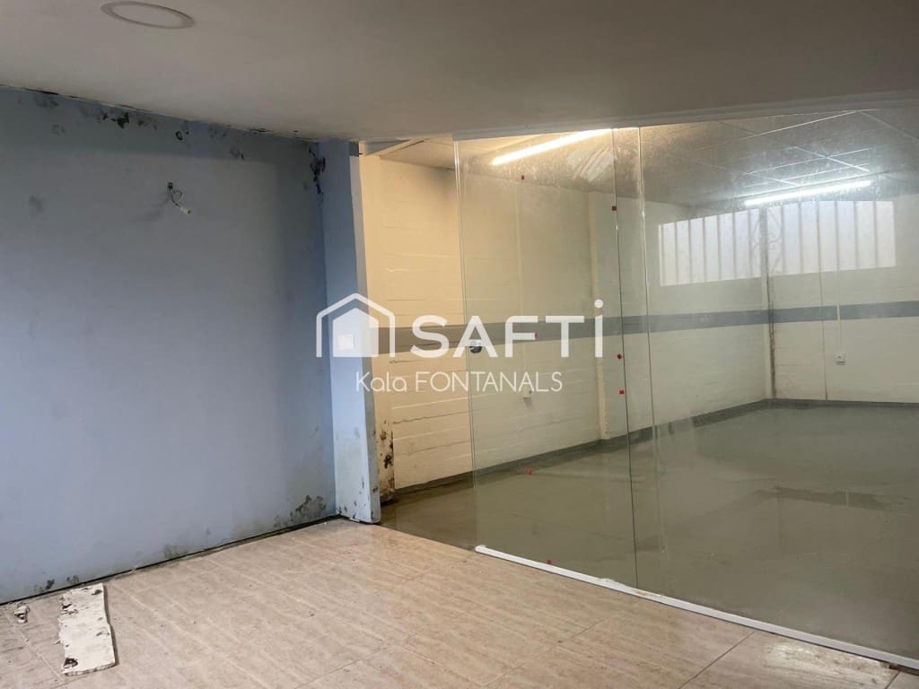 Erhverv til salg i Santiago de Compostela med garage - € 96.000 (Ref: 9595911)