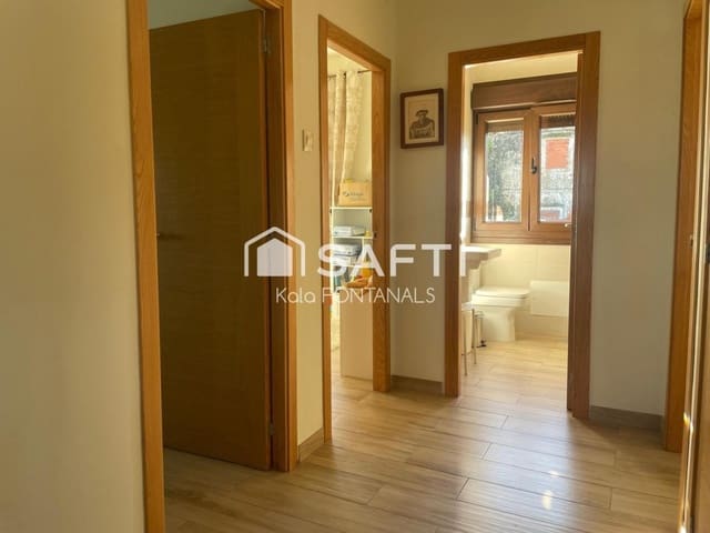 6 soveværelse Villa til salg i Pontevedra by med garage - € 540.000 (Ref: 9595912)