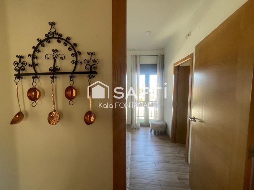 6 soveværelse Villa til salg i Pontevedra by med garage - € 540.000 (Ref: 9595912)