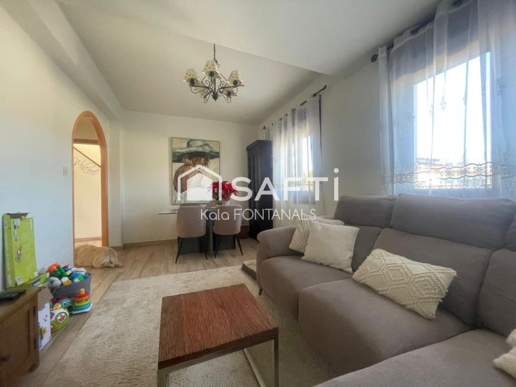 6 soveværelse Villa til salg i Pontevedra by med garage - € 540.000 (Ref: 9595912)