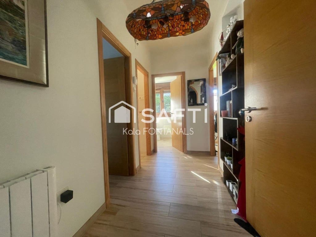 6 soveværelse Villa til salg i Pontevedra by med garage - € 540.000 (Ref: 9595912)