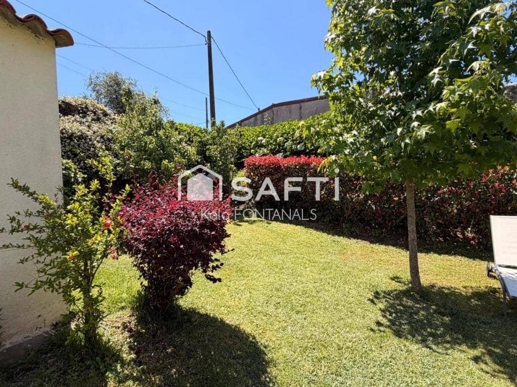 6 bedroom Villa for sale in Pontevedra city with garage - € 539,500 (Ref: 9595912)