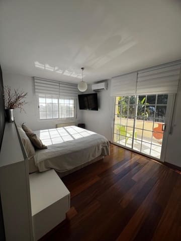 6 soverom Villa til salgs i Cunit med svømmebasseng garasje - € 690 000 (Ref: 9595917)