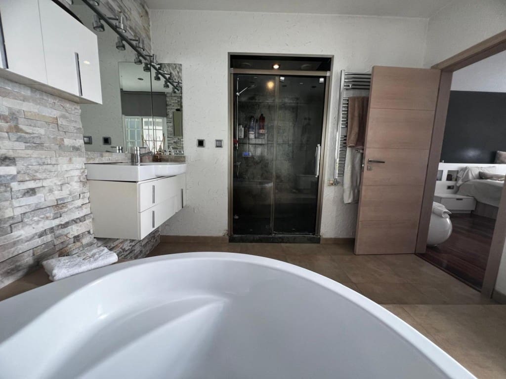 6 soverom Villa til salgs i Cunit med svømmebasseng garasje - € 690 000 (Ref: 9595917)