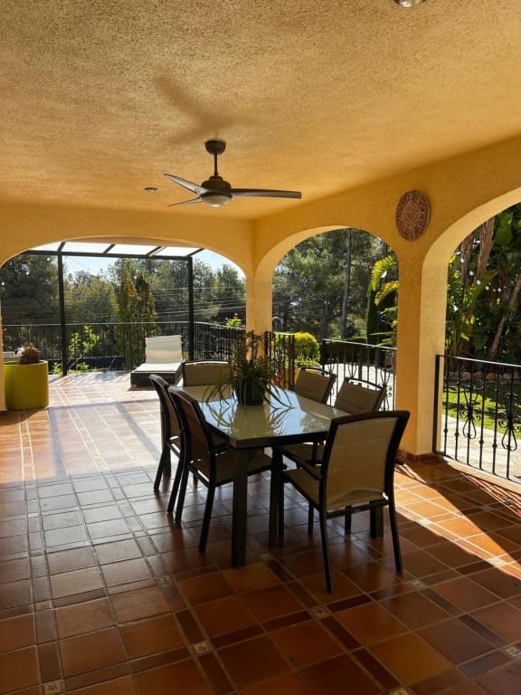 6 soverom Villa til salgs i Cunit med svømmebasseng garasje - € 690 000 (Ref: 9595917)