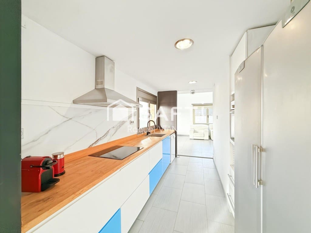 3 bedroom Villa for sale in Esparreguera with garage - € 380,000 (Ref: 9595918)