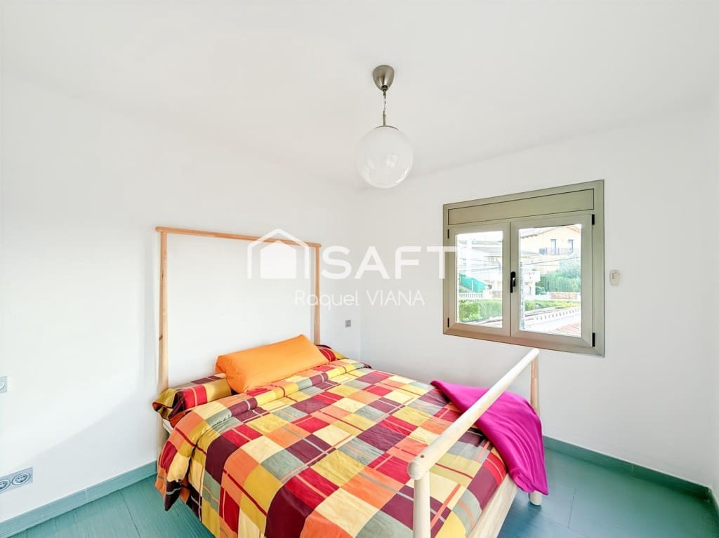 3 bedroom Villa for sale in Esparreguera with garage - € 380,000 (Ref: 9595918)