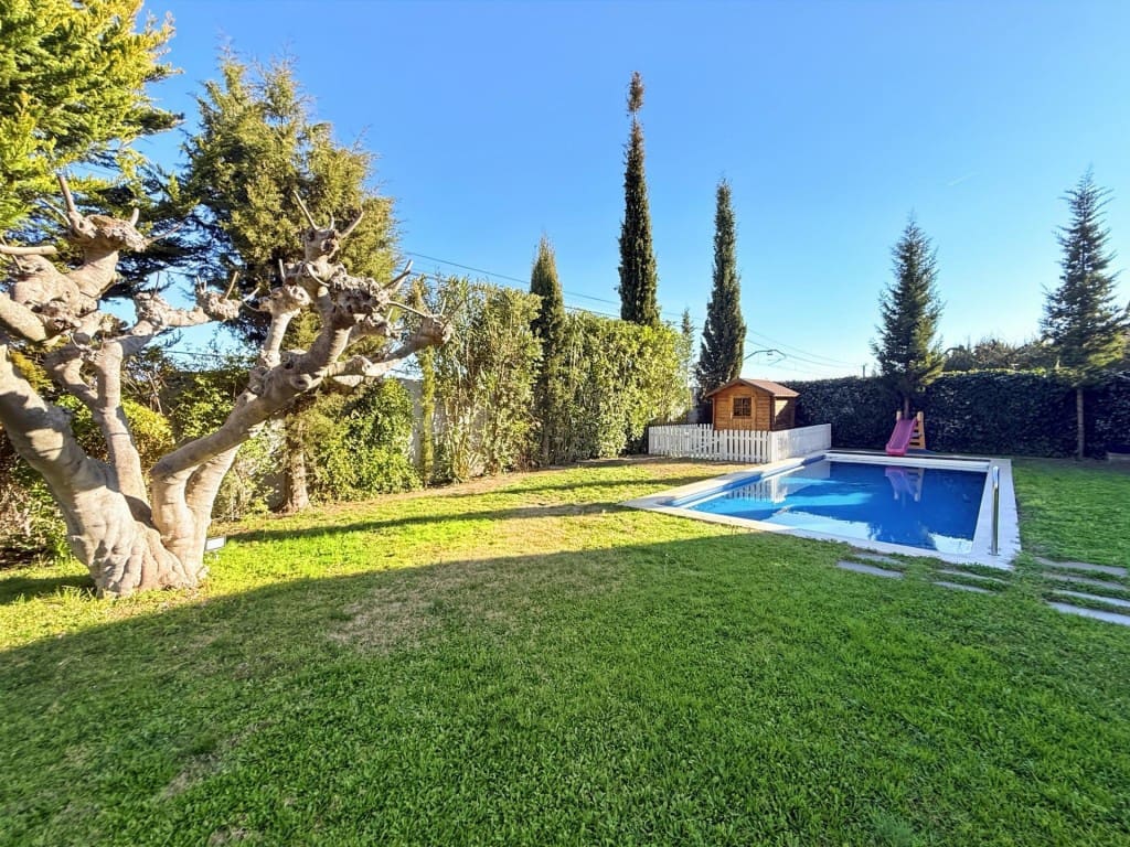 5 bedroom Villa for sale in Piera with pool garage - € 550,000 (Ref: 9595921)