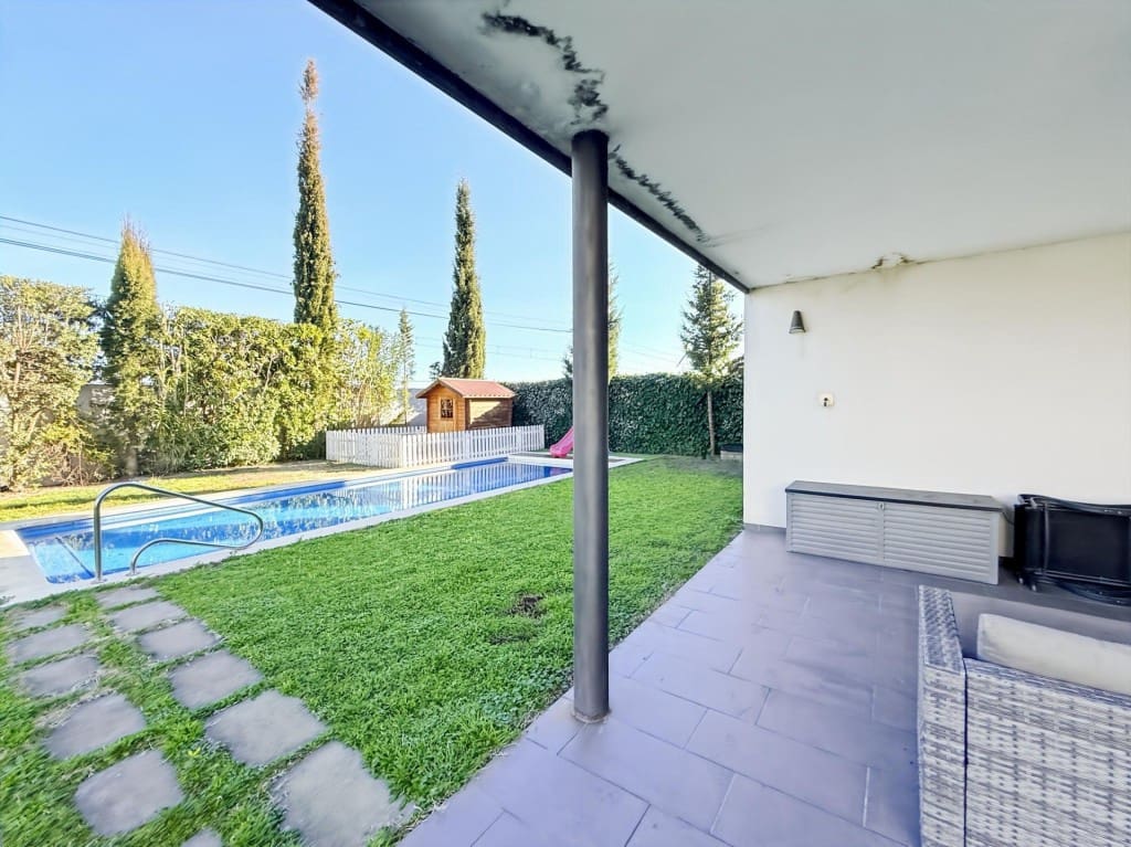 5 bedroom Villa for sale in Piera with pool garage - € 550,000 (Ref: 9595921)