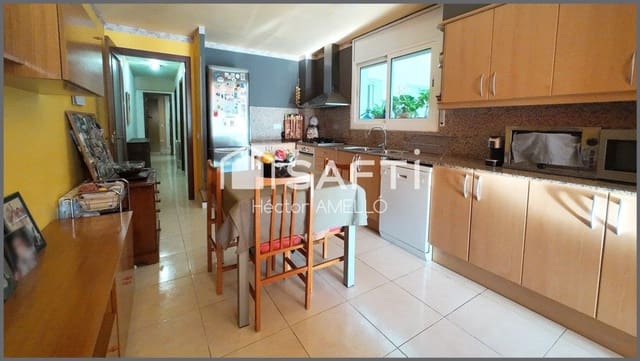 3 slaapkamer Appartement te koop in Llançà - € 195.000 (Ref: 9595924)