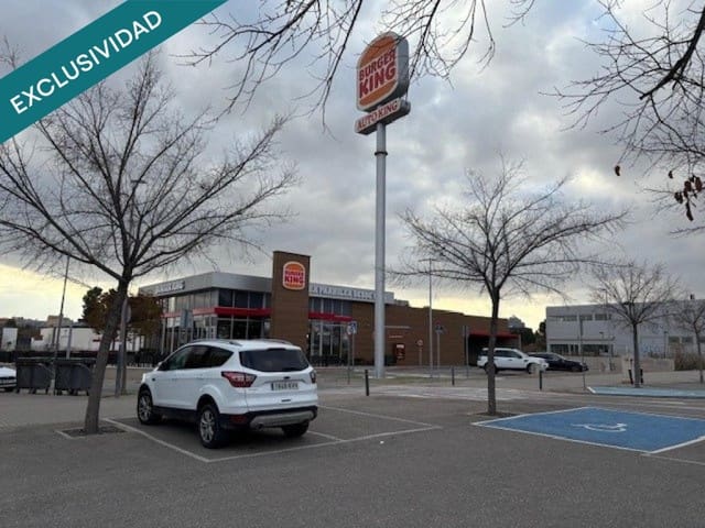 Commercieel te koop in Almansa - € 104.000 (Ref: 9595931)