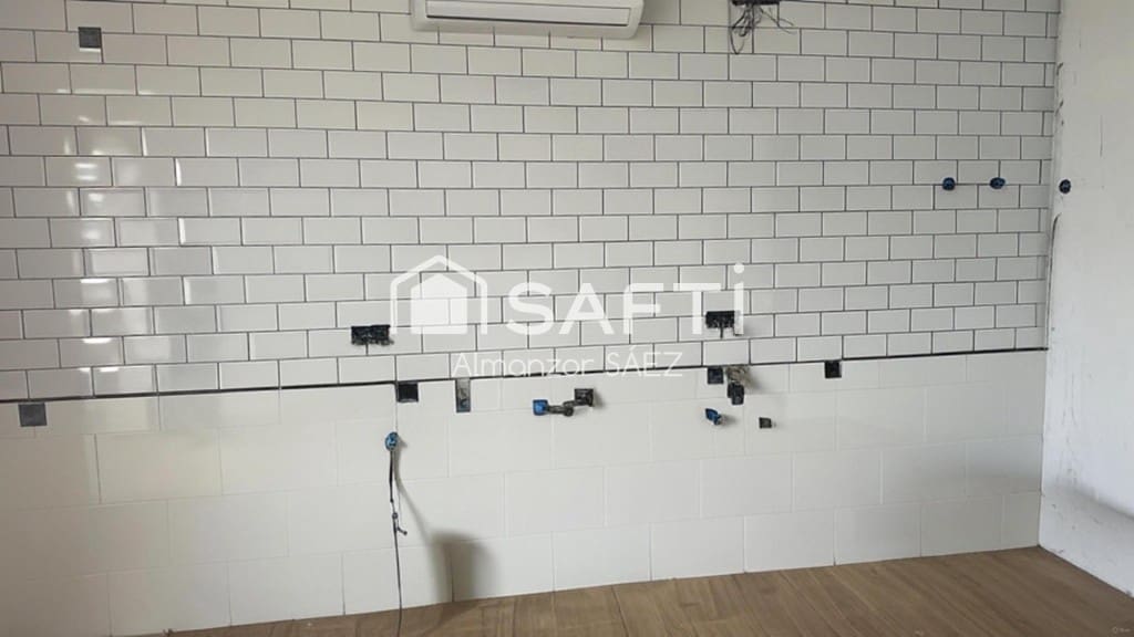 2 slaapkamer Appartement te koop in Arcos de la Frontera - € 130.000 (Ref: 9595932)