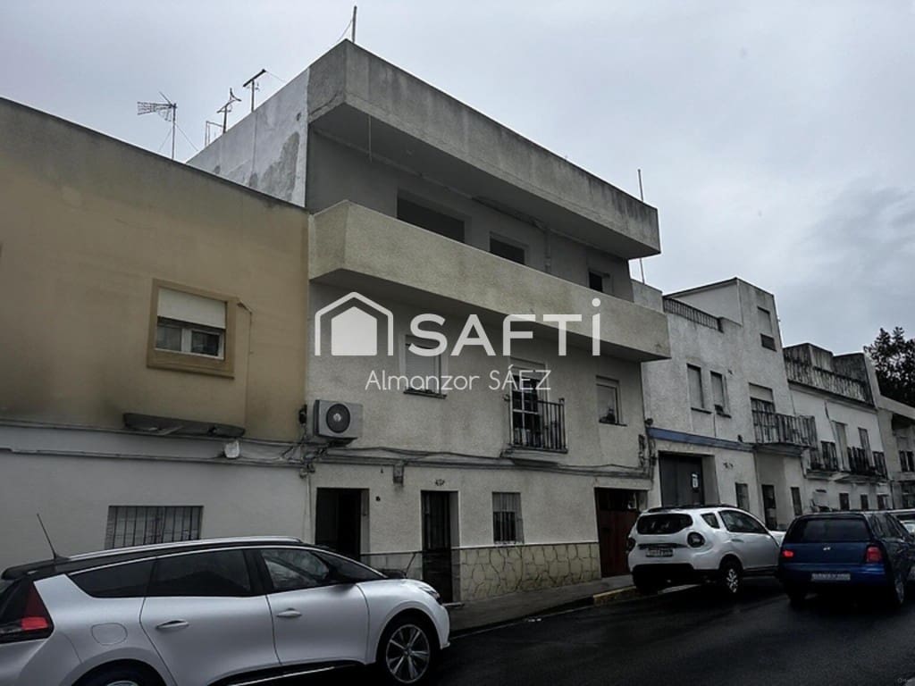 2 slaapkamer Appartement te koop in Arcos de la Frontera - € 130.000 (Ref: 9595932)