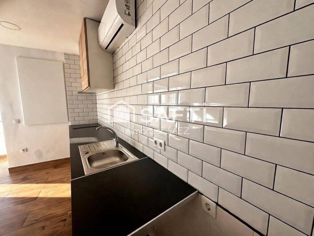 2 bedroom Apartment for sale in Arcos de la Frontera - € 130,000 (Ref: 9595932)