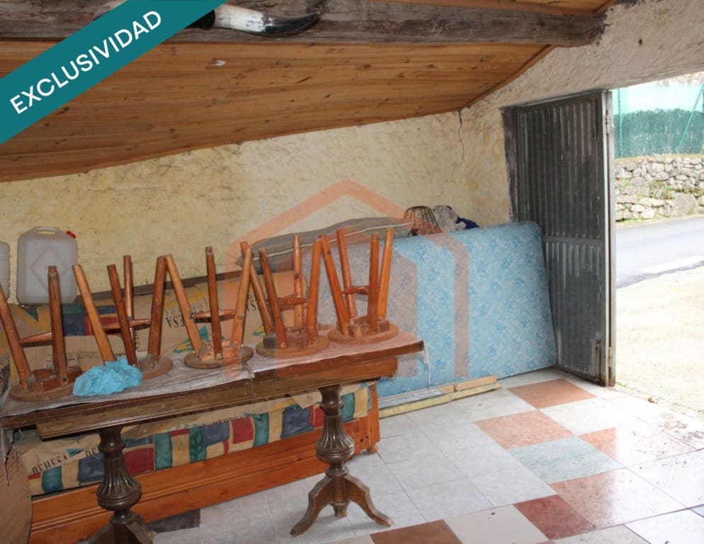 3 bedroom Villa for sale in Ciperez with garage - € 25,000 (Ref: 9595936)