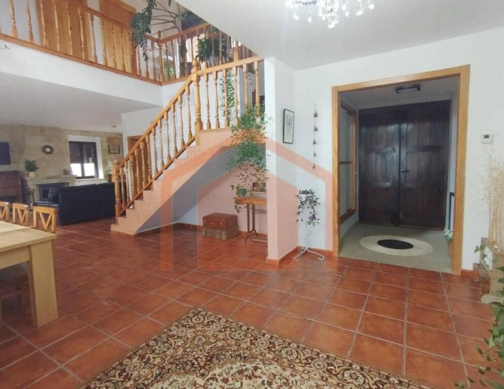 4 bedroom Finca/Country House for sale in Ciperez with pool garage - € 355,000 (Ref: 9595937)