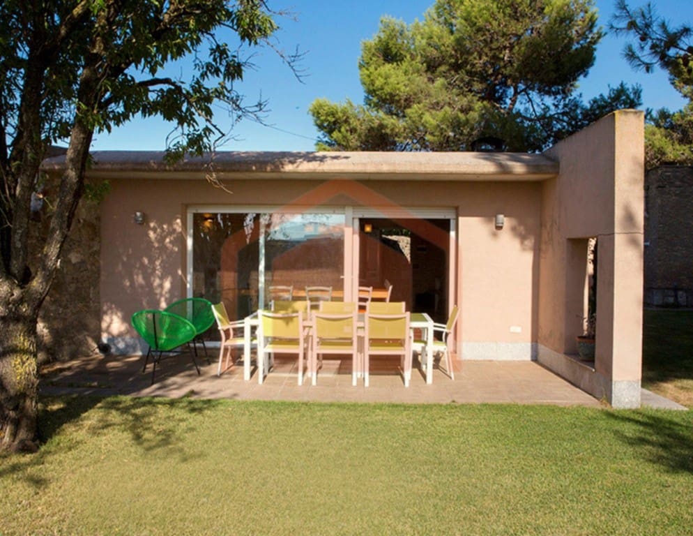 6 bedroom Finca/Country House for sale in Salamanca city - € 825,000 (Ref: 9595938)