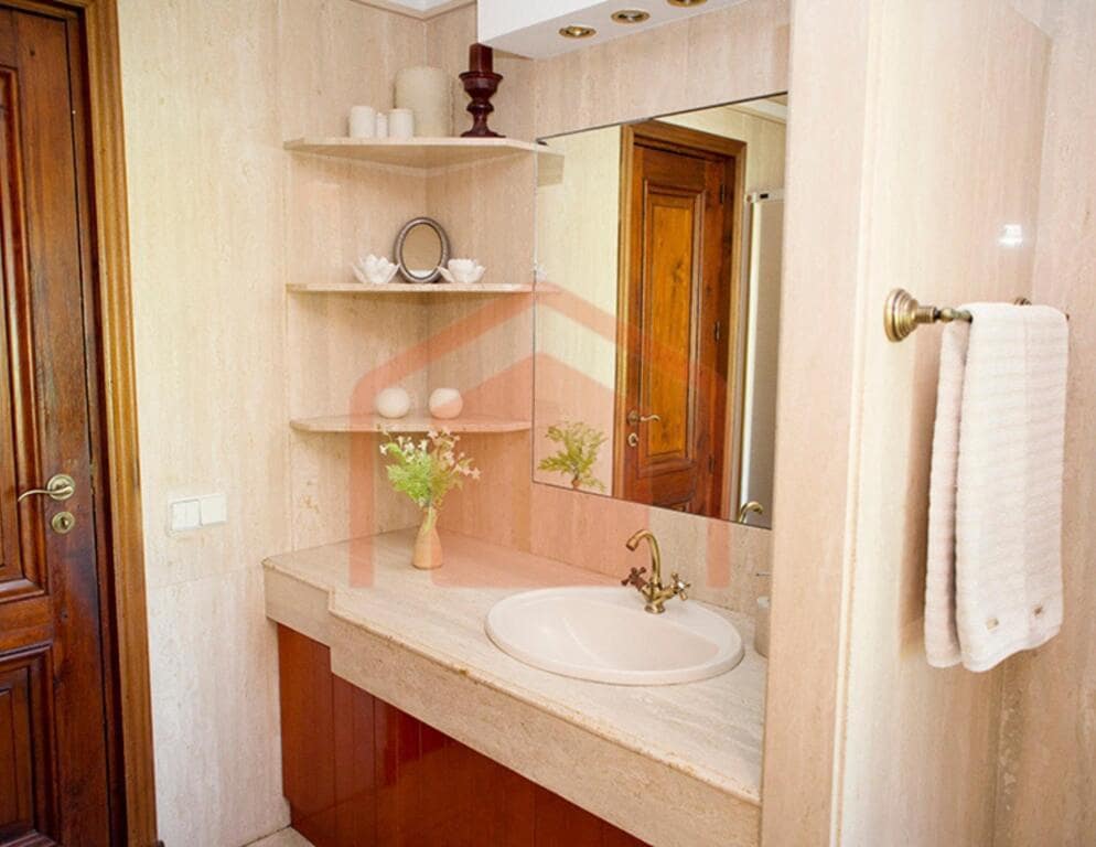 6 bedroom Finca/Country House for sale in Salamanca city - € 825,000 (Ref: 9595938)