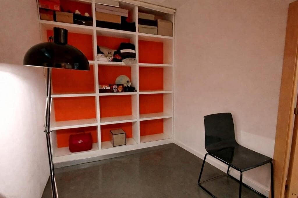 Commercial for sale in Salamanca city - € 206,000 (Ref: 9595939)