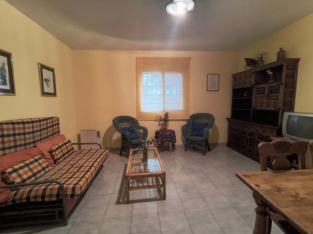 2 bedroom Apartment for sale in Sacedon - € 95,000 (Ref: 9595942)