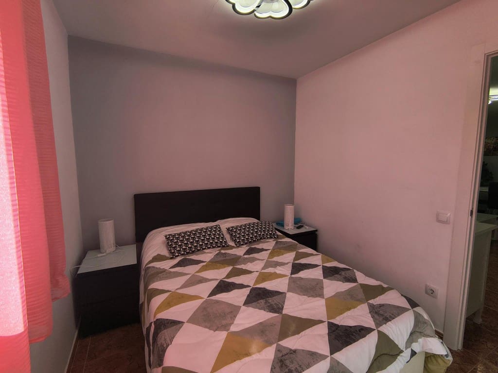 3 bedroom Villa for sale in Torrejon del Rey with garage - € 259,000 (Ref: 9595943)