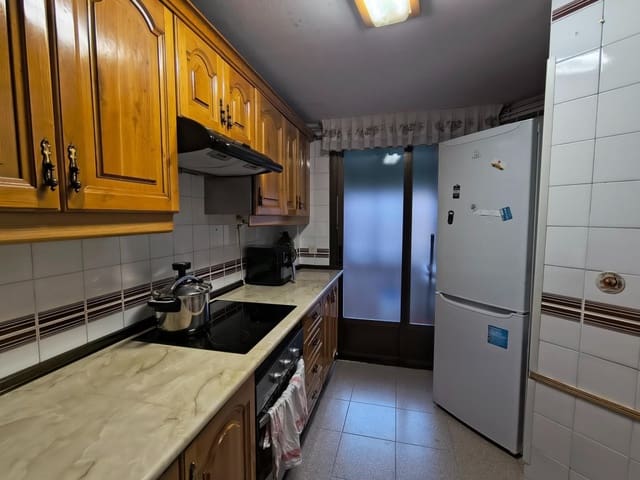 4 bedroom Apartment for sale in Guadalajara city - € 250,000 (Ref: 9595944)
