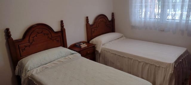 3 soverom Villa til salgs i Pioz - € 328 000 (Ref: 9595945)