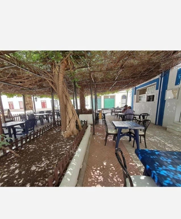 Kommersiell till salu i Salobrena - 207 260 € (Ref: 9595951)