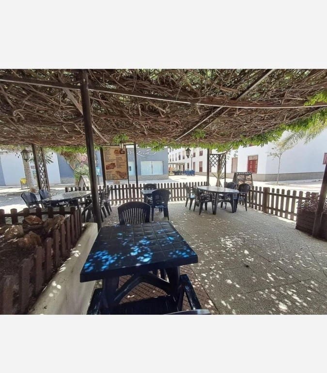 Kommersiell till salu i Salobrena - 207 260 € (Ref: 9595951)