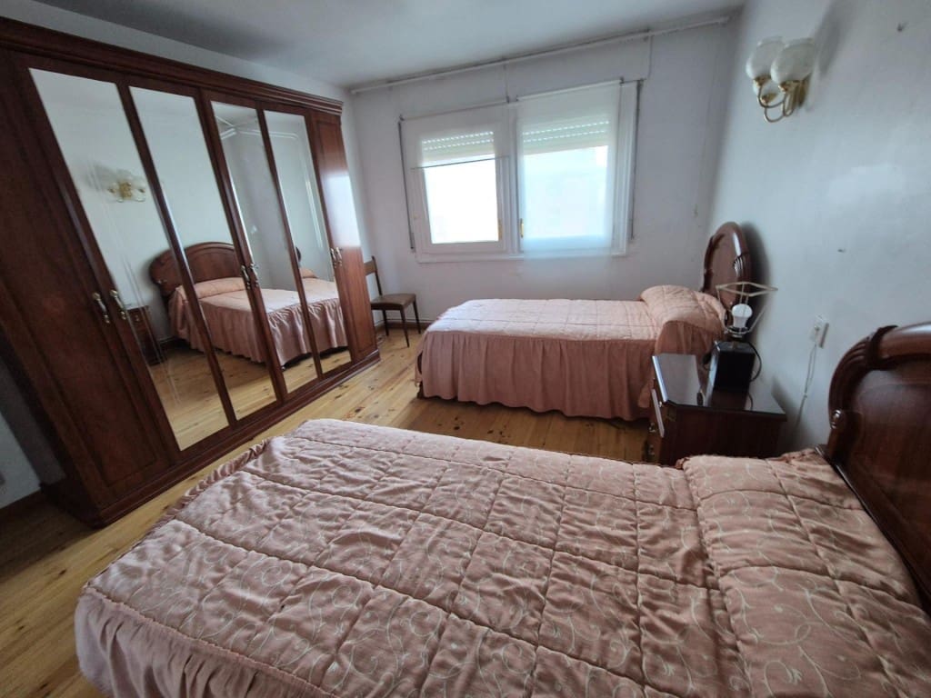 3 slaapkamer Appartement te koop in Almanza - € 72.000 (Ref: 9595953)