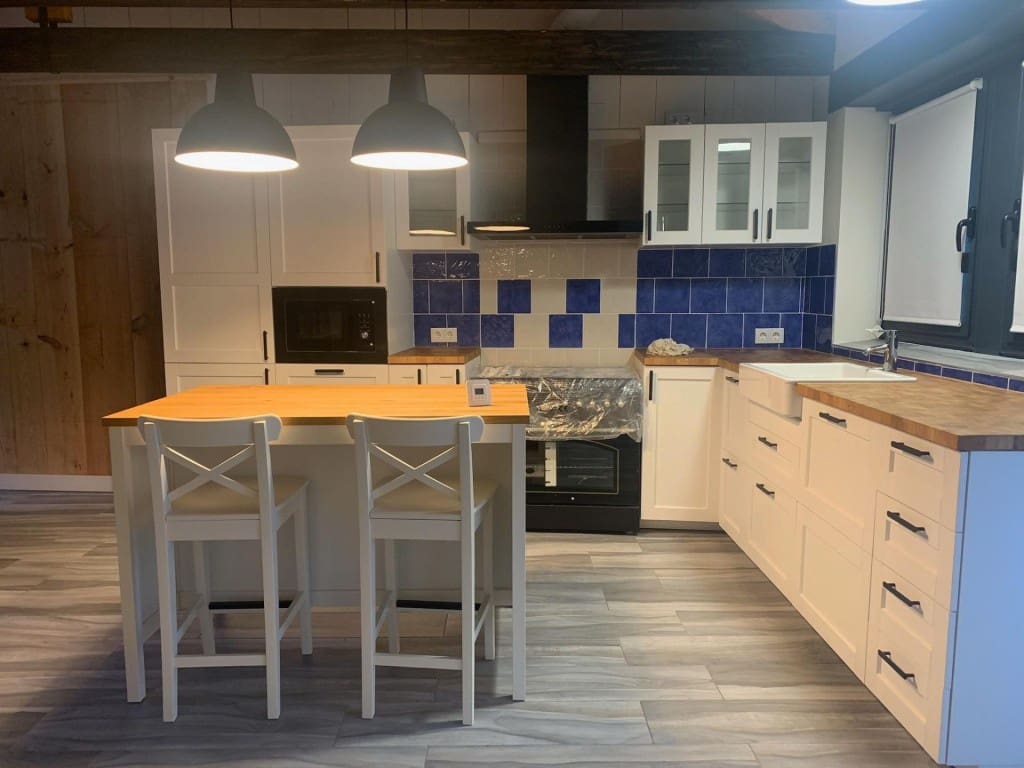 4 soveværelse Finca/Landehus til salg i Posada de Valdeon - € 380.000 (Ref: 9595954)