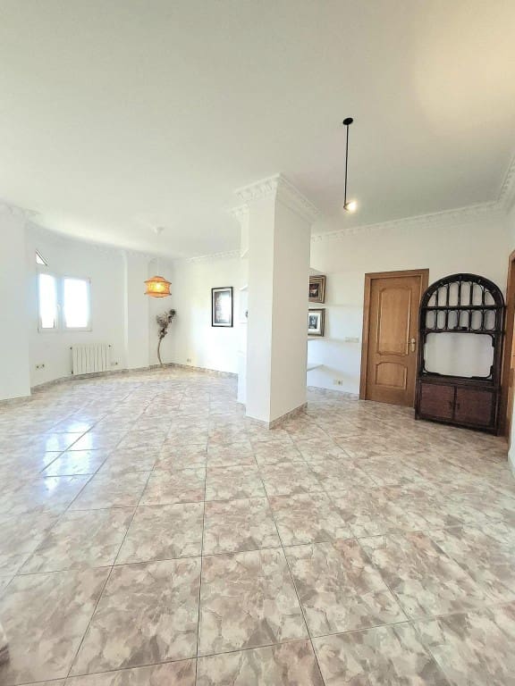 4 Zimmer Apartment zu verkaufen in Valencia Stadt mit Pool - 507.000 € (Ref: 9595957)