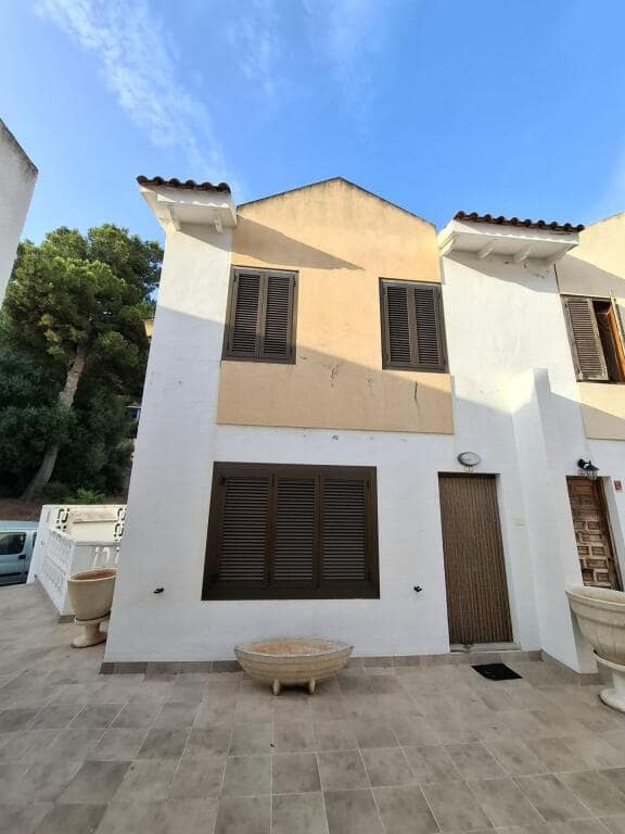 3 bedroom Terraced Villa for sale in Oropesa  with garage - € 185,000 (Ref: 9595959)